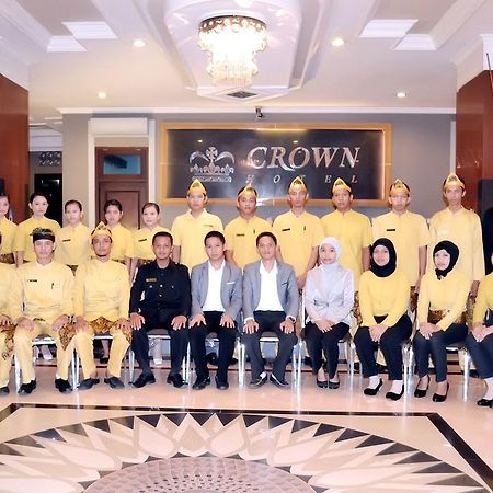Crown Hotel Tanjung Selor Exterior foto